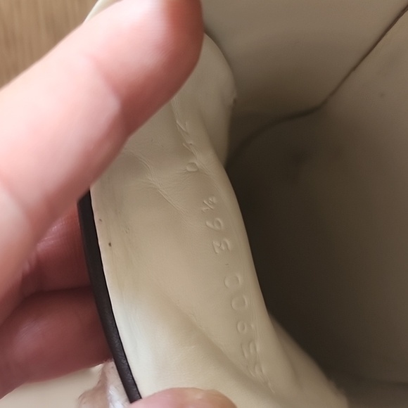 Gucci Sneakers - Picture 6 of 9